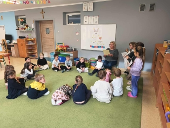 8b941b44-a917-4a98-b90b-c1f264d8c619.jfif